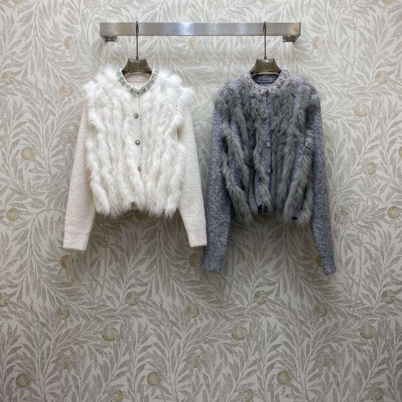 chr1st1an D10r outwear